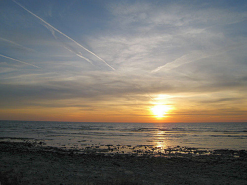 2424446866_3a25a93328_z