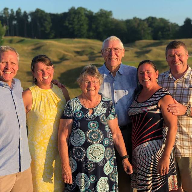 37363174_10211385893512257_3079328634532528128_n